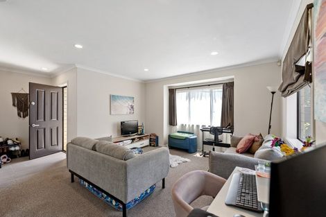 Photo of property in 2 Shaun Close, Papamoa Beach, Papamoa, 3118