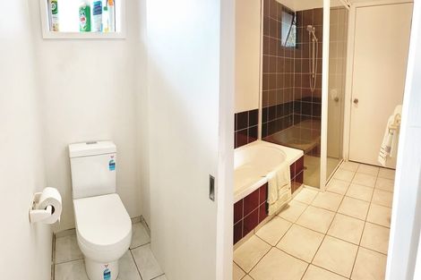 Photo of property in 96 Kamara Road, Glen Eden, Auckland, 0602