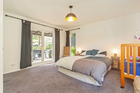 Photo of property in 1327 Hinakura Road, Hinakura, Martinborough, 5784