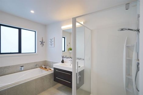 Photo of property in 5 Genoa Avenue, Rolleston, 7614