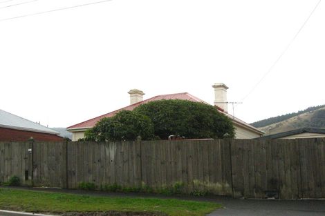 Photo of property in 19 Station Road, Sawyers Bay, Port Chalmers, 9023