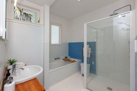 Photo of property in 20 Pingau Street, Paekakariki, 5034