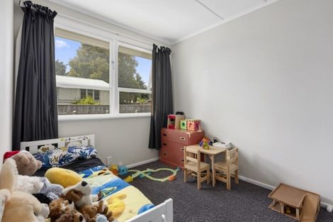 Photo of property in 2/76 Clouston Park Road, Clouston Park, Upper Hutt, 5018