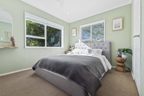 Photo of property in 1297b Whangaparaoa Road, Army Bay, Whangaparaoa, 0930