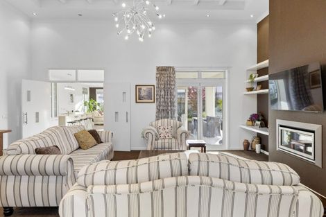 Photo of property in 25 Magnolia Rise, Waipahihi, Taupo, 3330