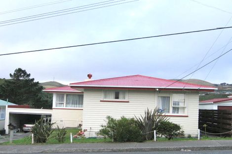 Photo of property in 16 Mark Avenue, Paparangi, Wellington, 6037