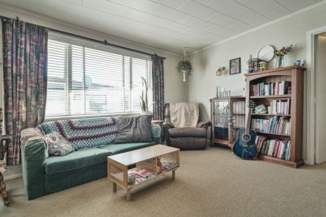 Photo of property in 1/704 Terrace Road, Parkvale, Hastings, 4122