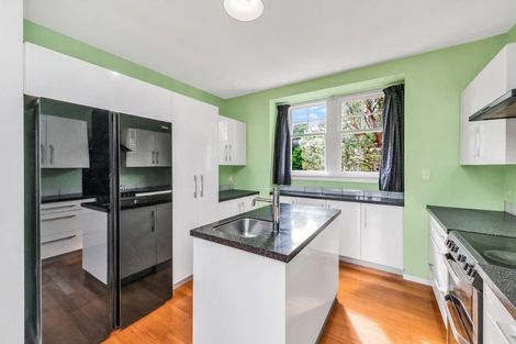 Photo of property in 1/5 Winters Road, Redwood, Christchurch, 8051