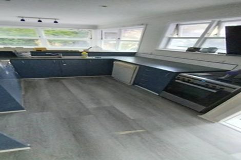 Photo of property in 20 Segedin Place, Glenfield, Auckland, 0629