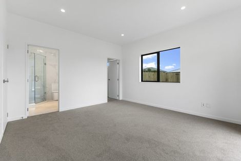 Photo of property in 36 Regis Park Drive, Pukekohe, 2120