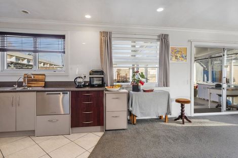 Photo of property in 6c Seddon Street, Glenholme, Rotorua, 3010