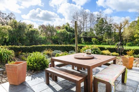 Photo of property in 21 Moonshine Valley Road, Aokautere, Palmerston North, 4471