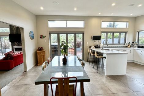 Photo of property in 32 Matua Road, Otatara, Invercargill, 9879