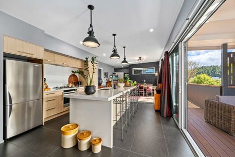 Photo of property in 11 Glentui Place, Waikawa, Picton, 7220