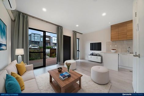 Photo of property in 132e Tiriwa Drive, Massey, Auckland, 0614