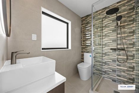 Photo of property in 339b Bucklands Beach Road, Bucklands Beach, Auckland, 2012