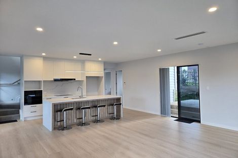 Photo of property in 58 Bond Crescent, Forrest Hill, Auckland, 0620