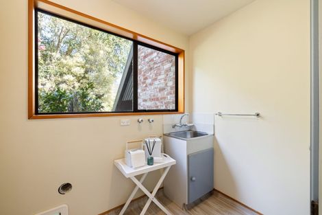 Photo of property in 5 Shalamar Drive, Cashmere, Christchurch, 8022