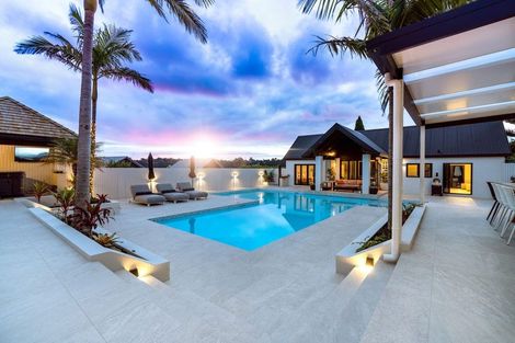 Photo of property in 211 Schnapper Rock Road, Schnapper Rock, Auckland, 0632