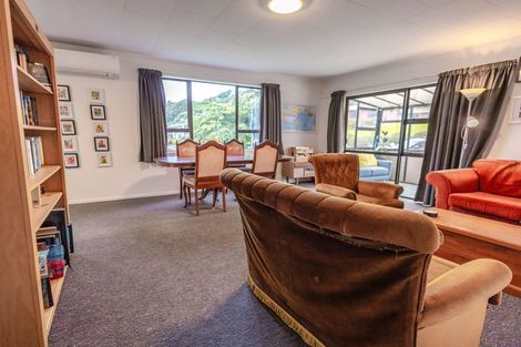 Photo of property in 182 Jollie Street, Hokitika, 7810