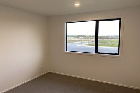 Photo of property in 2 Magpie Place, Lake Hawea, Wanaka, 9382