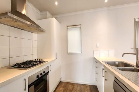 Photo of property in 6/16 Black Rock Road, Newlands, Wellington, 6037