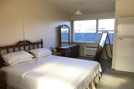 Photo of property in 160 Grimseys Road, Redwood, Christchurch, 8051