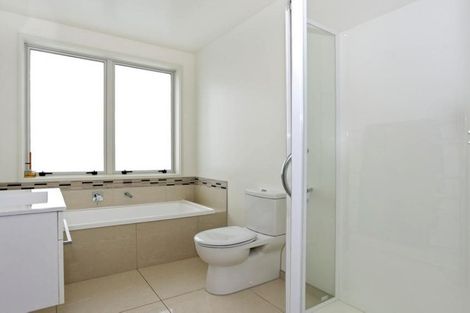 Photo of property in 5 Butterworth Crescent, Papamoa Beach, Papamoa, 3118