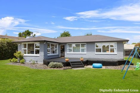 Photo of property in 31 Woodend Road, Woodend, 7610