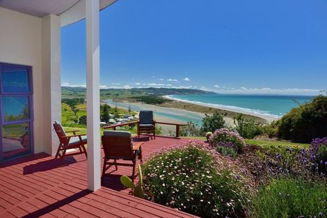 Photo of property in 225 Mahia East Coast Road, Mahia, 4198
