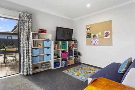 Photo of property in 36 Ellesmere Street, Marshland, Christchurch, 8083