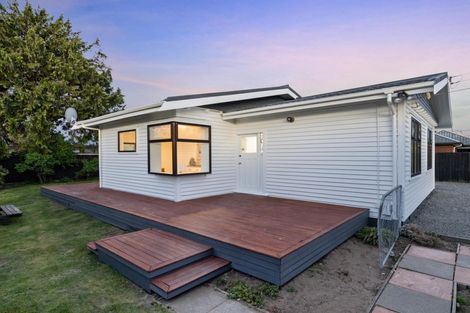 Photo of property in 335 Breezes Road, Aranui, Christchurch, 8061