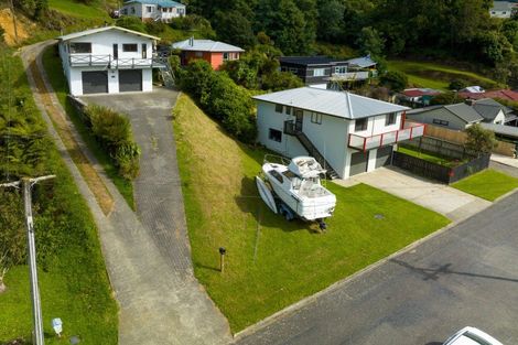 Photo of property in 45 Durham Street, Picton, 7220