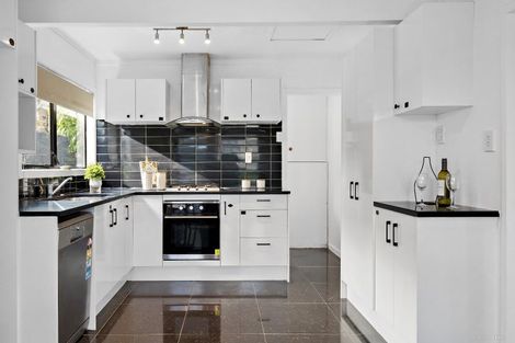 Photo of property in 1/8 Armada Drive, Ranui, Auckland, 0612