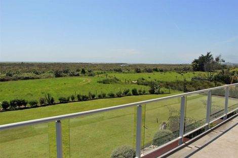 Photo of property in 116 Golf Links Road, Ruatapu, Hokitika, 7883