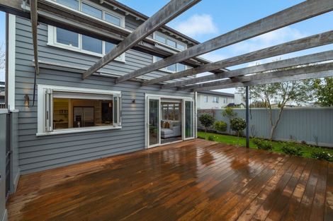 Photo of property in 42 Normans Road, Strowan, Christchurch, 8052