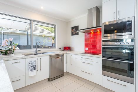 Photo of property in 31 Reginald Street, Burwood, Christchurch, 8083