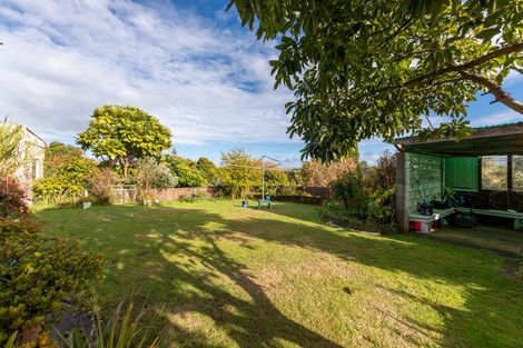 Photo of property in 41 Aorangi Road, Paraparaumu, 5032