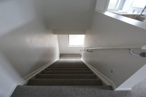 Photo of property in 2 Hoia Street, Papakura, 2110