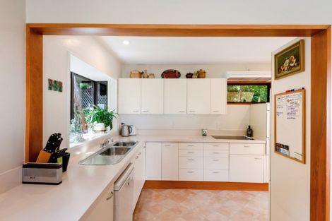 Photo of property in 9 Sherwood Lane, Cashmere, Christchurch, 8022