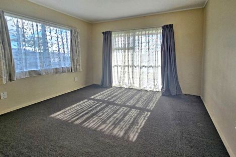 Photo of property in 73a Heathdale Crescent, Papakura, 2110