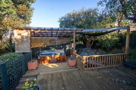 Photo of property in 32 Edna Street, Ocean View, Dunedin, 9035