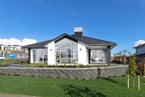 Photo of property in 2 Colonial Drive, Silverdale, 0932