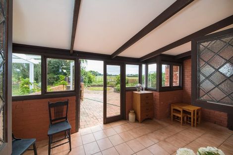 Photo of property in 5 Mcdonald Place, Marton, 4710