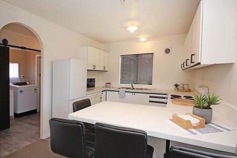 Photo of property in 5 Linklater Avenue, Foxton Beach, Foxton, 4815