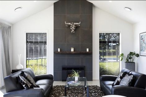 Photo of property in 7 South Oaks Close, Pukemoremore, Cambridge, 3493