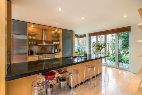 Photo of property in 100 Glandovey Road, Fendalton, Christchurch, 8052