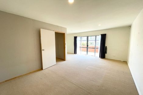 Photo of property in Lakeview Terrace, 12/14 Ambrico Place, New Lynn, Auckland, 0600