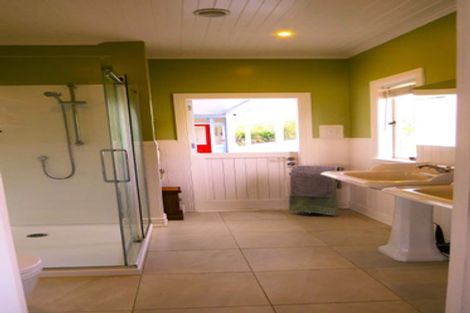 Photo of property in 956 Oneriri Road, Kaiwaka, 0573