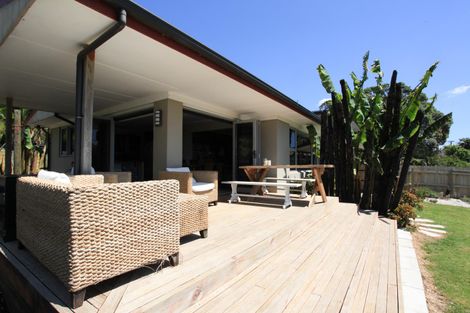 Photo of property in 11 Park Drive, Raglan, 3225